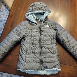 The North Face Puffer Youth Size 6 Gray/Light Blue